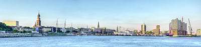 Wir sind eine führende Wohnmobil - Vermietung in der Weltstadt Hamburg. Adventure Tours steht für neuwertige und hochwertige Markenfahrzeuge zu Top - Konditionen.<br />
Bei uns stehen die Mieter im Mittelpunkt - unsere Services sorgen für Ihren erholsamen Urlaub.